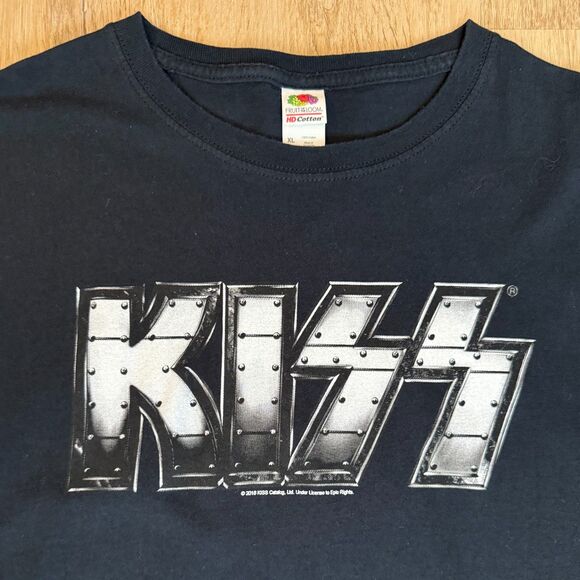 KISS Band T-Shirt Metal Logo Black XL Rock Music Fruit Of The Loom Tee - Picture 3 of 5